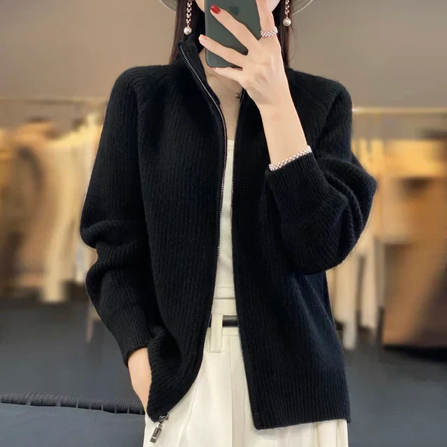 Veelzijdig damesvest cardigan, ideaal voor casual looks, modieus en warm uit de nieuwe collectie.