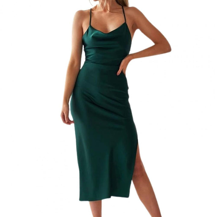 Prachtige avondjurk met watervalhals voor dames. Formele kleding, ideaal als elegante feestjurk.