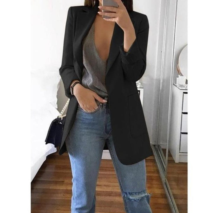 Chique dames blazer, een must-have voor elke damesmode collectie. Elegante en comfortabele pasvorm.