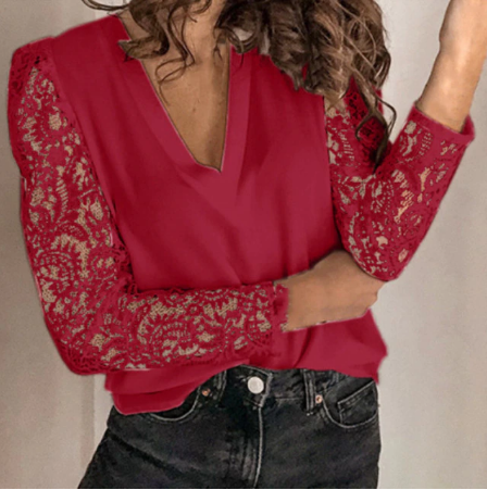 Vrouwen bloes met trendy bloemenprint. Ideaal als elegante top voor zowel casual als chique lente outfits.
