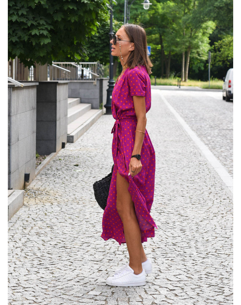 Casual zomerse dames maxi jurk met bloemenprint, perfect voor een ontspannen dag of een vakantie-look.