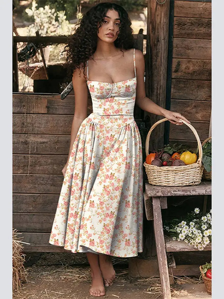 Trendy zomerjurk voor dames, midi lengte met elegante plissé accenten.