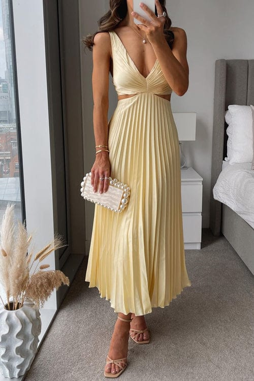 Chique geplooide V-hals midi jurk voor dames, ideaal als cocktail- of feestjurk. Mouwloos model.