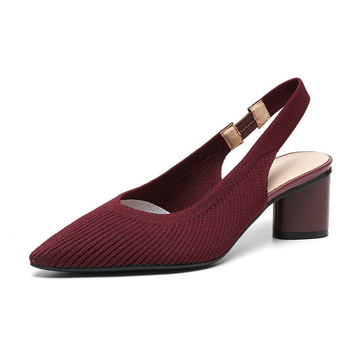 Trendy dames slingback pumps, spitse neus en lage blokhak. Essentiële damesschoenen voor elke outfit.