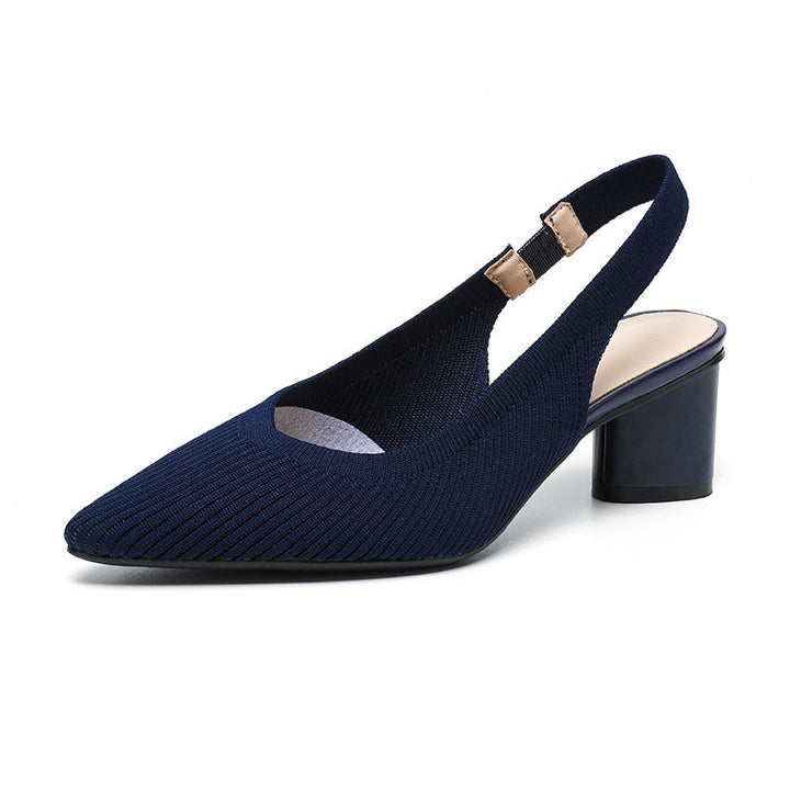 Stijlvolle dames slingback pumps met spitse neus, modieuze lage blokhak, perfecte damesschoenen.