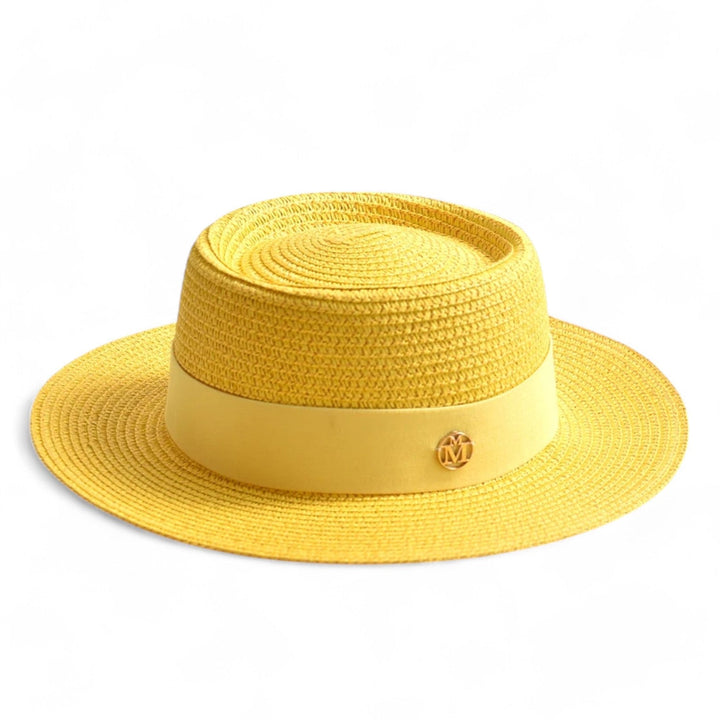 Trendy dames strohoed met brede rand voor optimale zonbescherming en een elegante zomerstijl.