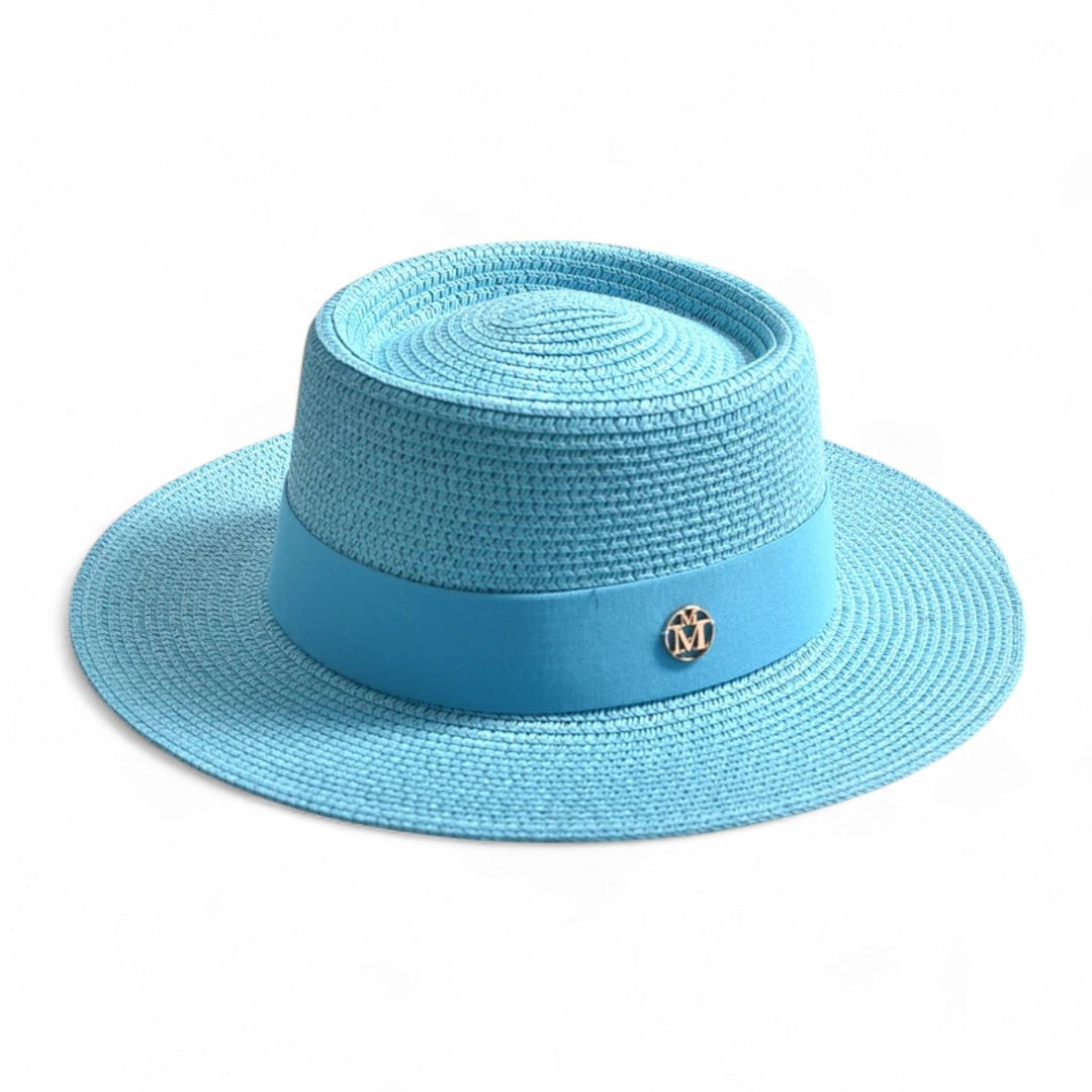 Dames hoed met extra brede rand biedt superieure zonbescherming; ideaal als elegante zomerhoed.