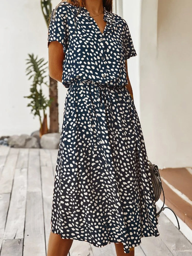 Stijlvolle print jurk voor vrouwen met bloemmotief, een must-have voor de zomercollectie.