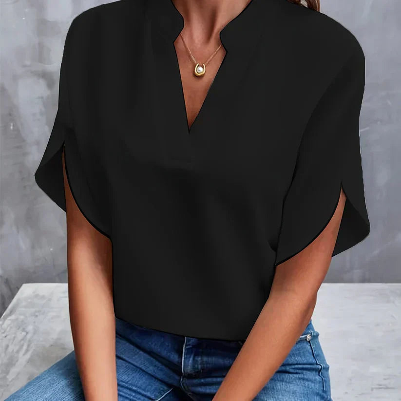 Luchtige zomerblouse Isabella, comfortabel en lichtgewicht, ideaal voor warme dagen en modebewuste vrouwen.