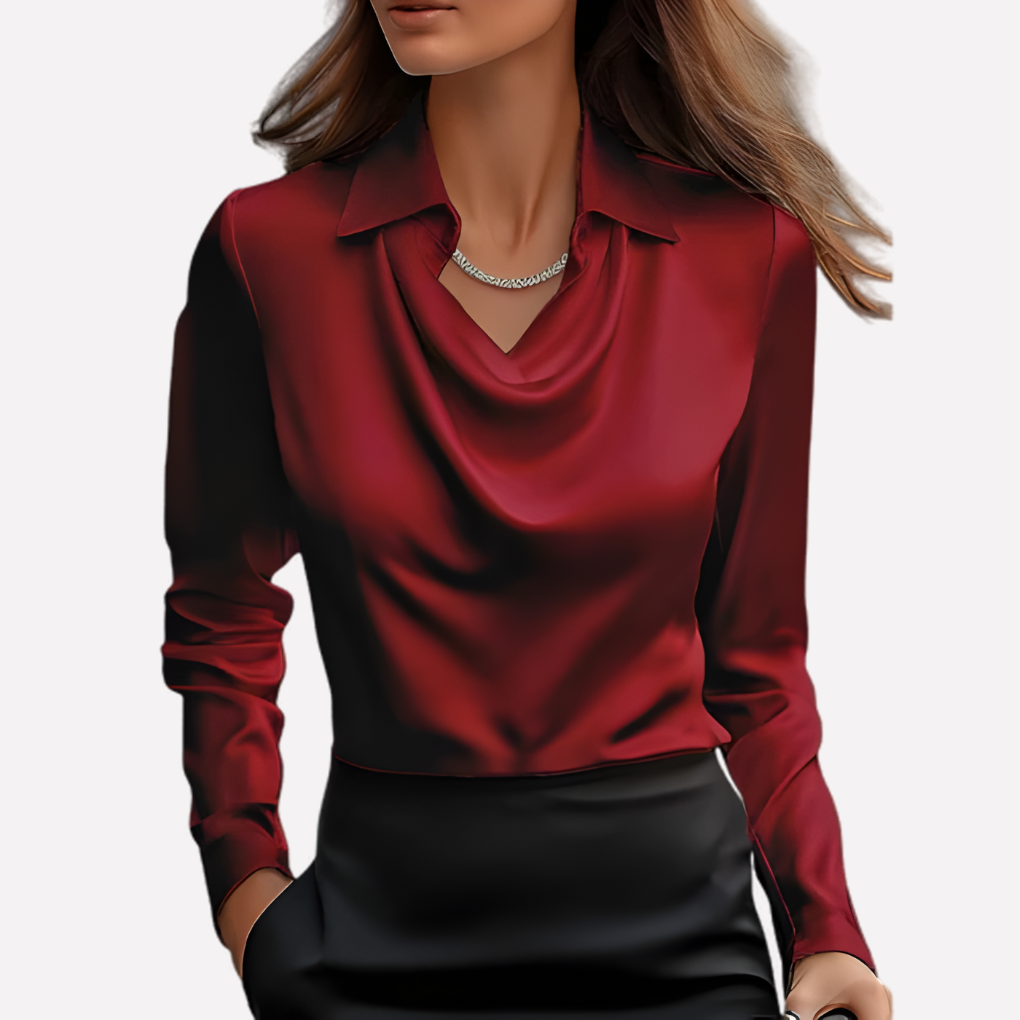 Chique effen damesblouse met subtiel gedrapeerde kraag en lange mouwen, voor een stijlvolle uitstraling.