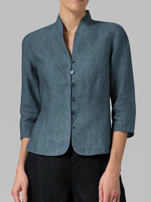 Stijlvolle damesblouse met lange knoopsluiting en 3/4 mouwen, perfect voor een chique dames mode look.