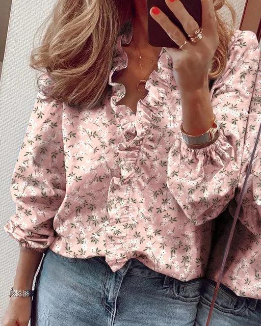 Comfortabele dames top met ruches en V-hals, een veelzijdige modetop met lange mouwen.