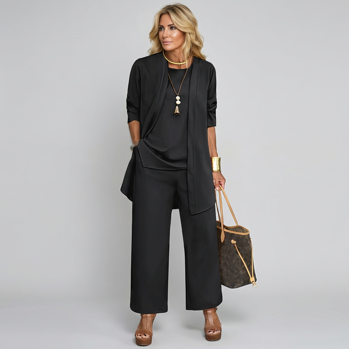 Elegante driedelige dames set broekpak met vest, top en broek voor elke gelegenheid.