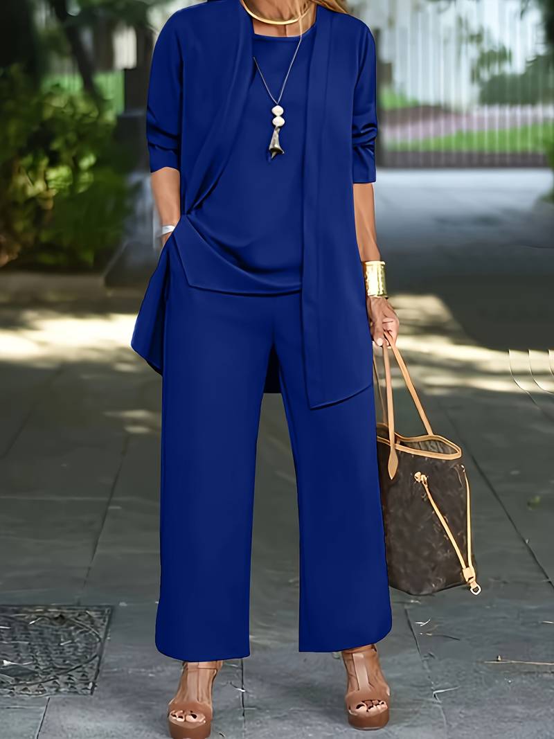 Veelzijdige driedelige dames set: elegant broekpak voor werk, vrije tijd of een chique diner.