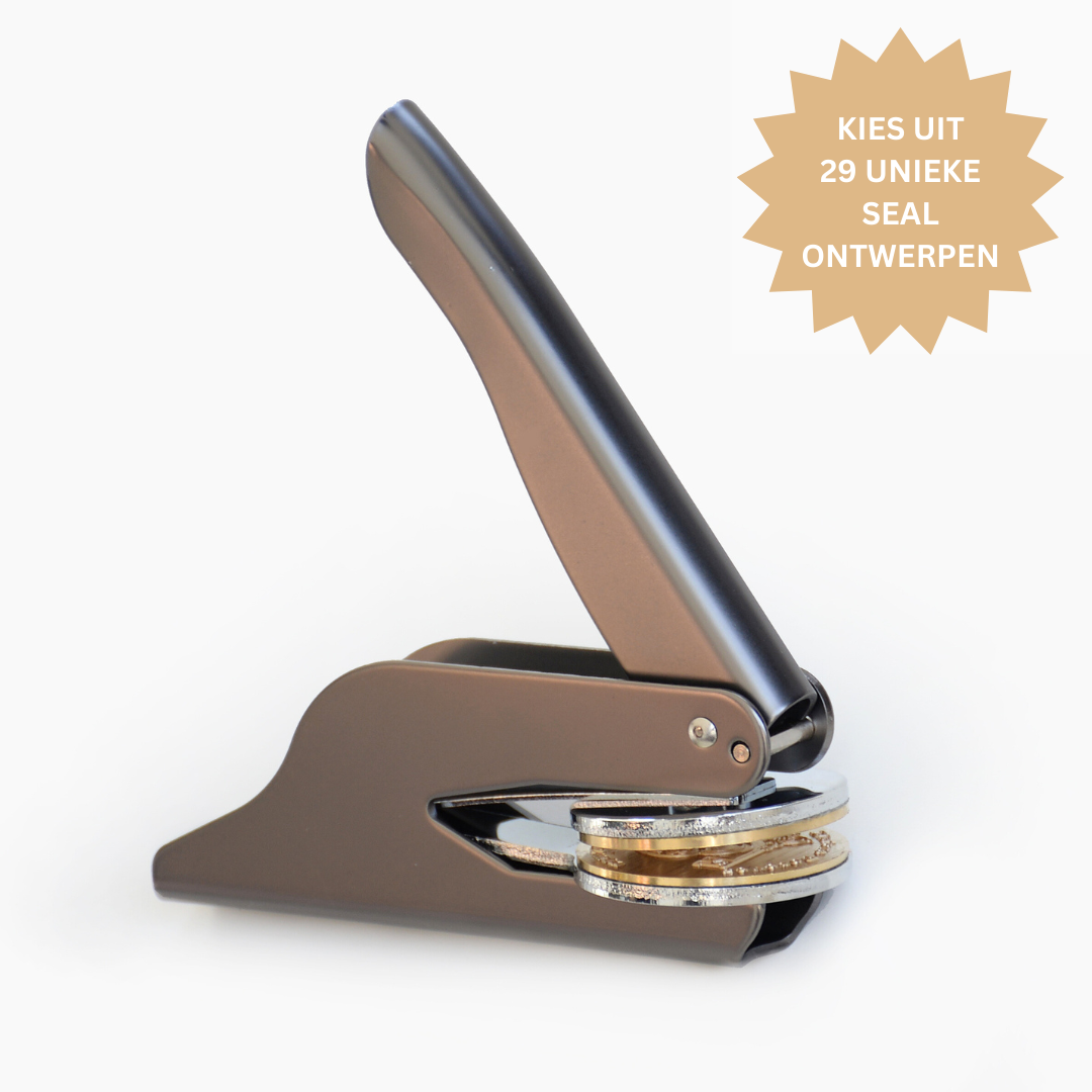 Personaliseer boeken met deze vintage stijl embossing stempel. Ideaal cadeau voor creatieve hobby's.