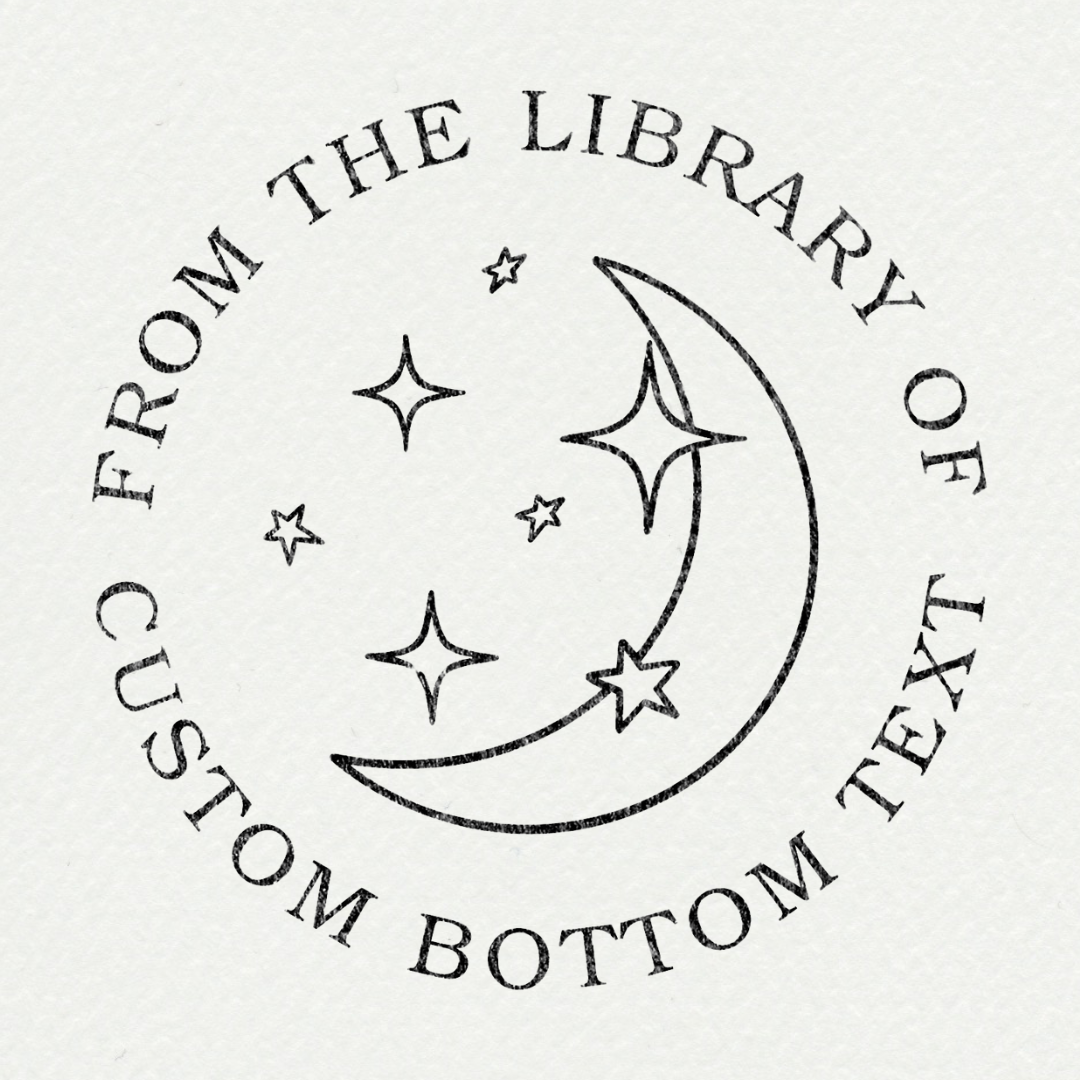 Maatwerk cadeau: elegante embossing stempel voor het personaliseren van boeken in vintage stijl.