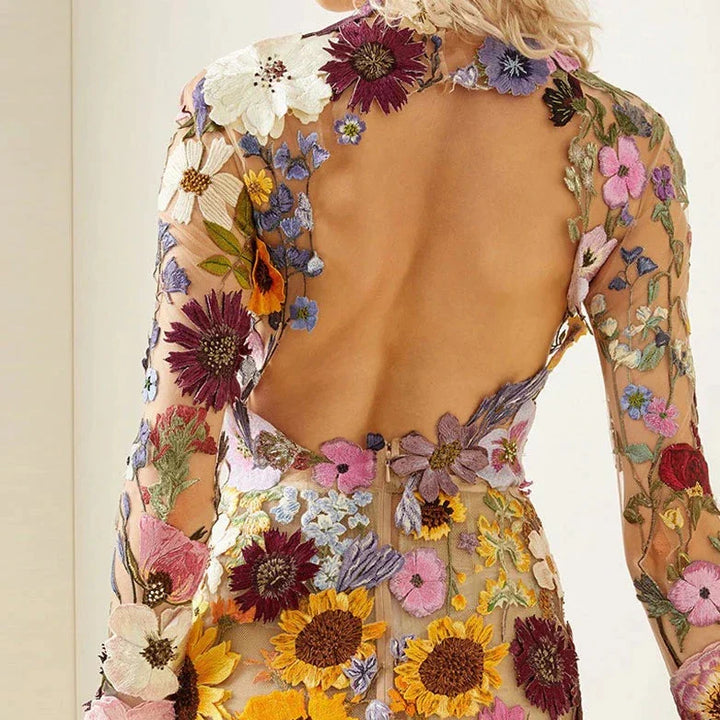 Dames Aurelia feestjurk met lange mouwen, gebloemd kant en tule rok. Ideaal als elegante avondjurk.