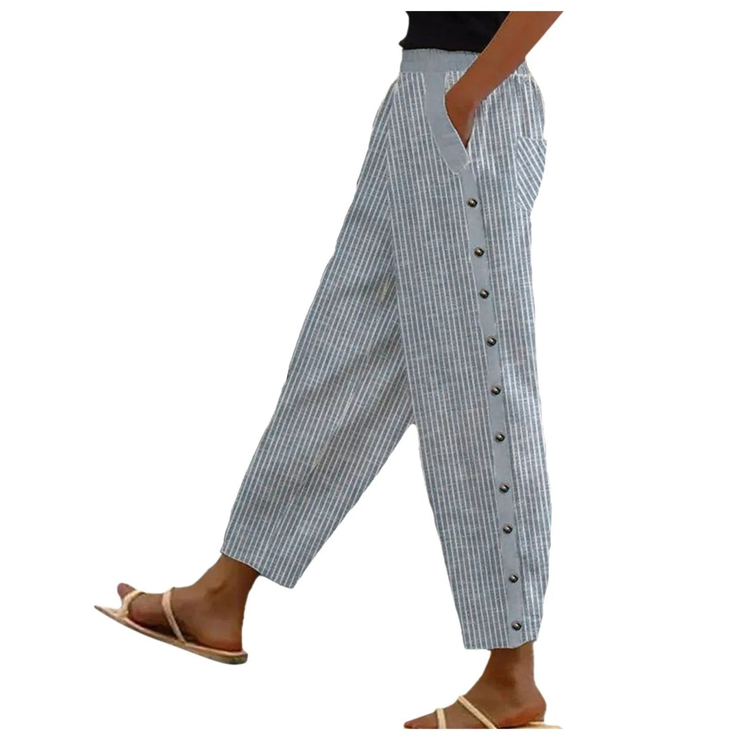 Comfortabele gestreepte hoge taille broek voor dames, model Florence, met decoratieve knopen en zakken.