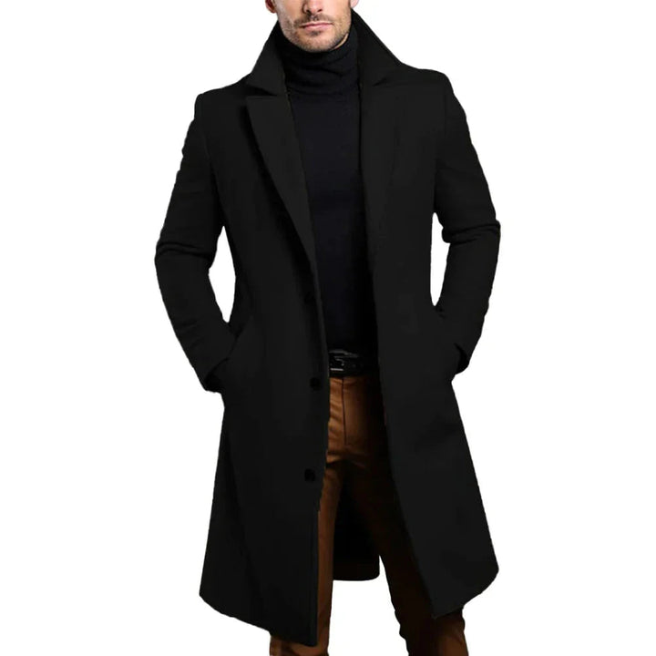 Donkergrijze heren winterjas, een warme overjas met elegante revers, ideaal voor de koude dagen.