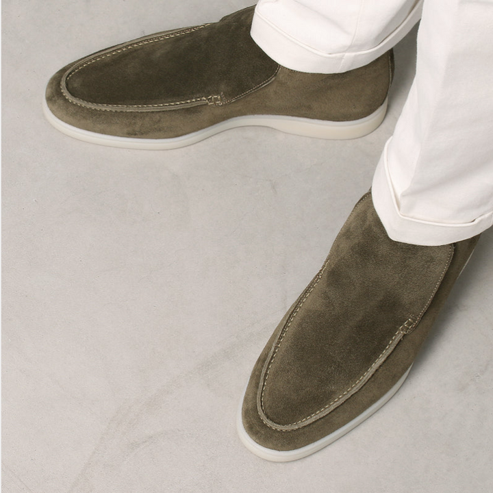 Klassieke zwarte herenloafers, elegant en comfortabel voor een verfijnde look.