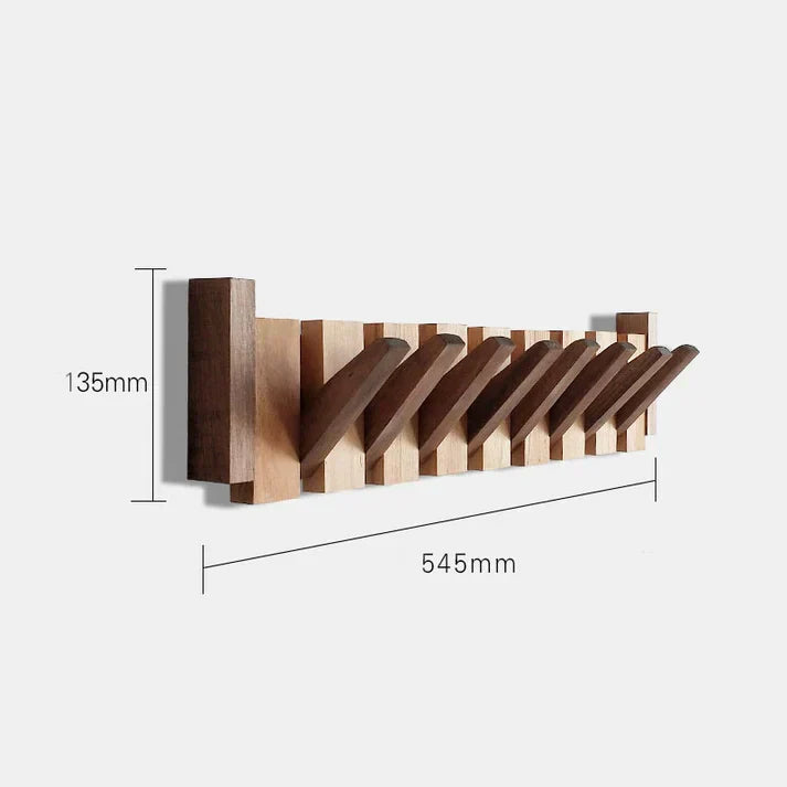 Natuurhouten kapstok met een modern piano design. Warme en decoratieve touch voor een stijlvol interieur.