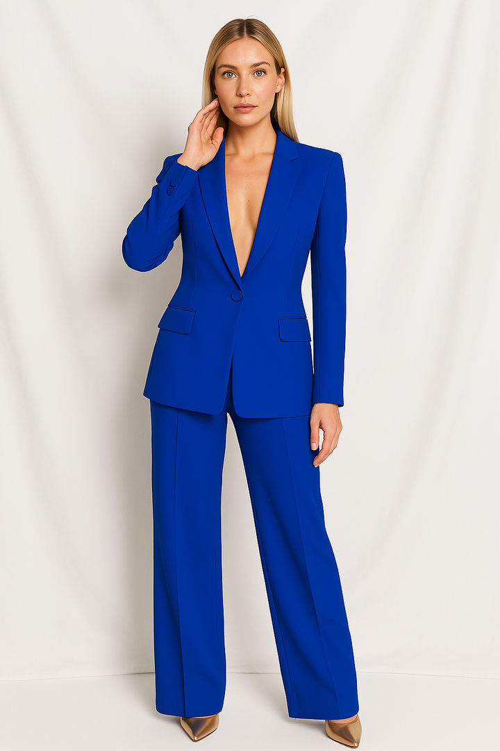 Zakelijke dames kleding: Hoymans tweedelige blazer broek set, ideaal voor een professionele look.