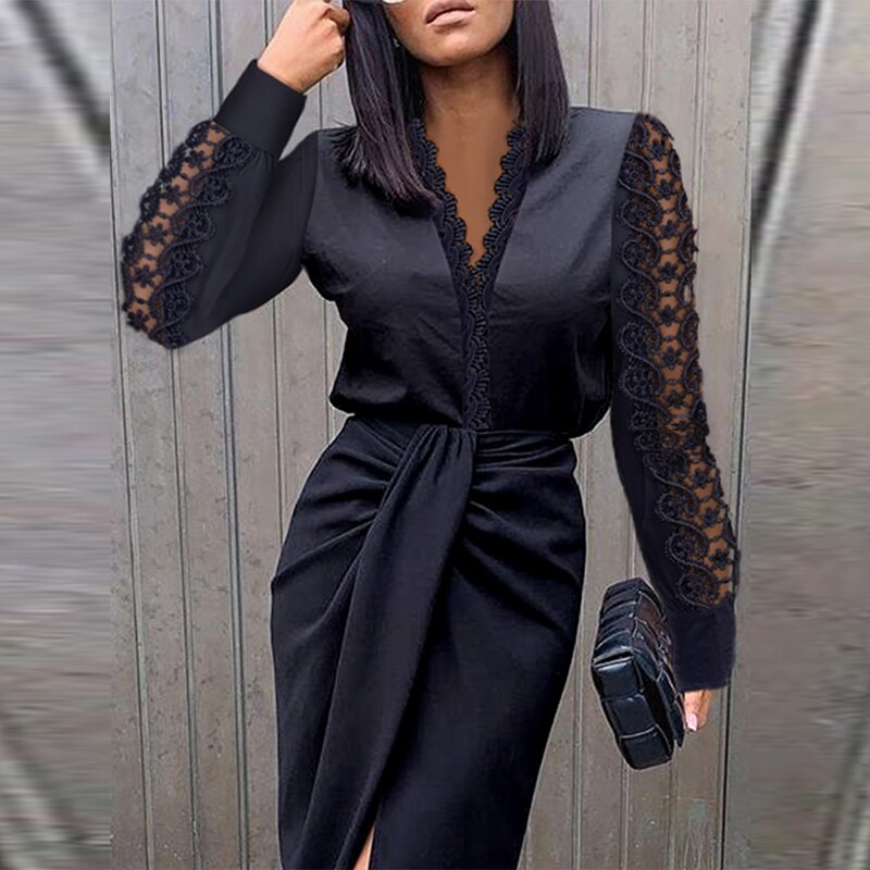 Elegante JoriekesDress dames jurk met split, ideaal voor een stijlvolle avond of als feestjurk. Getailleerd model.