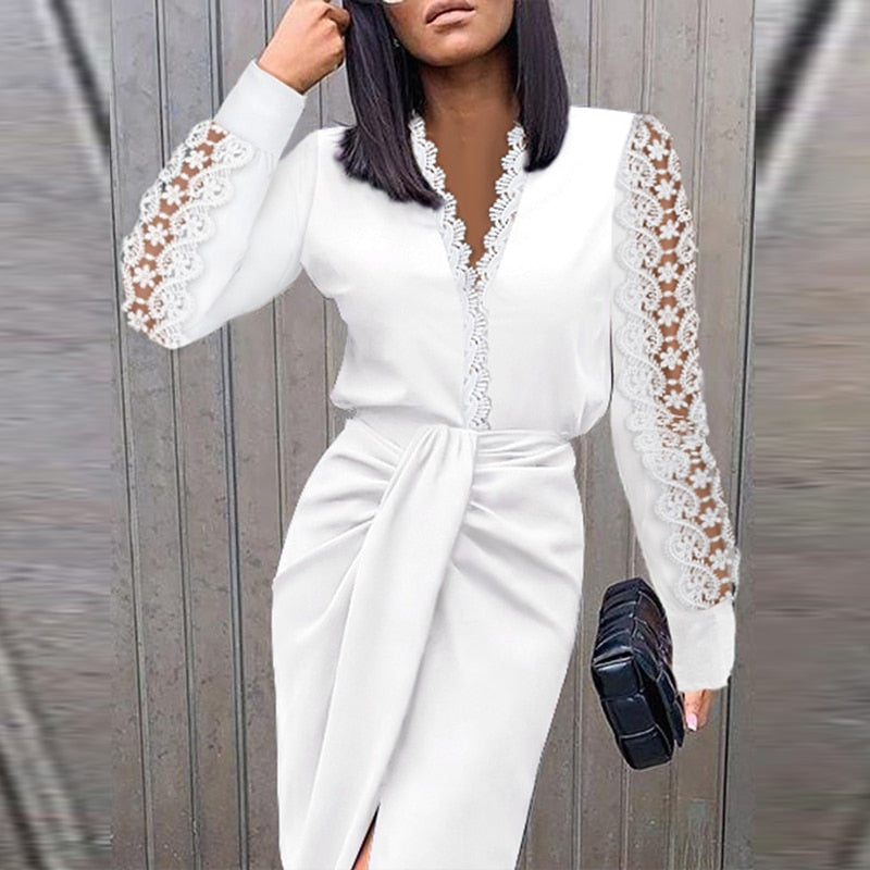 Comfortabele en modieuze dames splitjurk, perfect voor zowel casual zomerse dagen als chique gelegenheden.