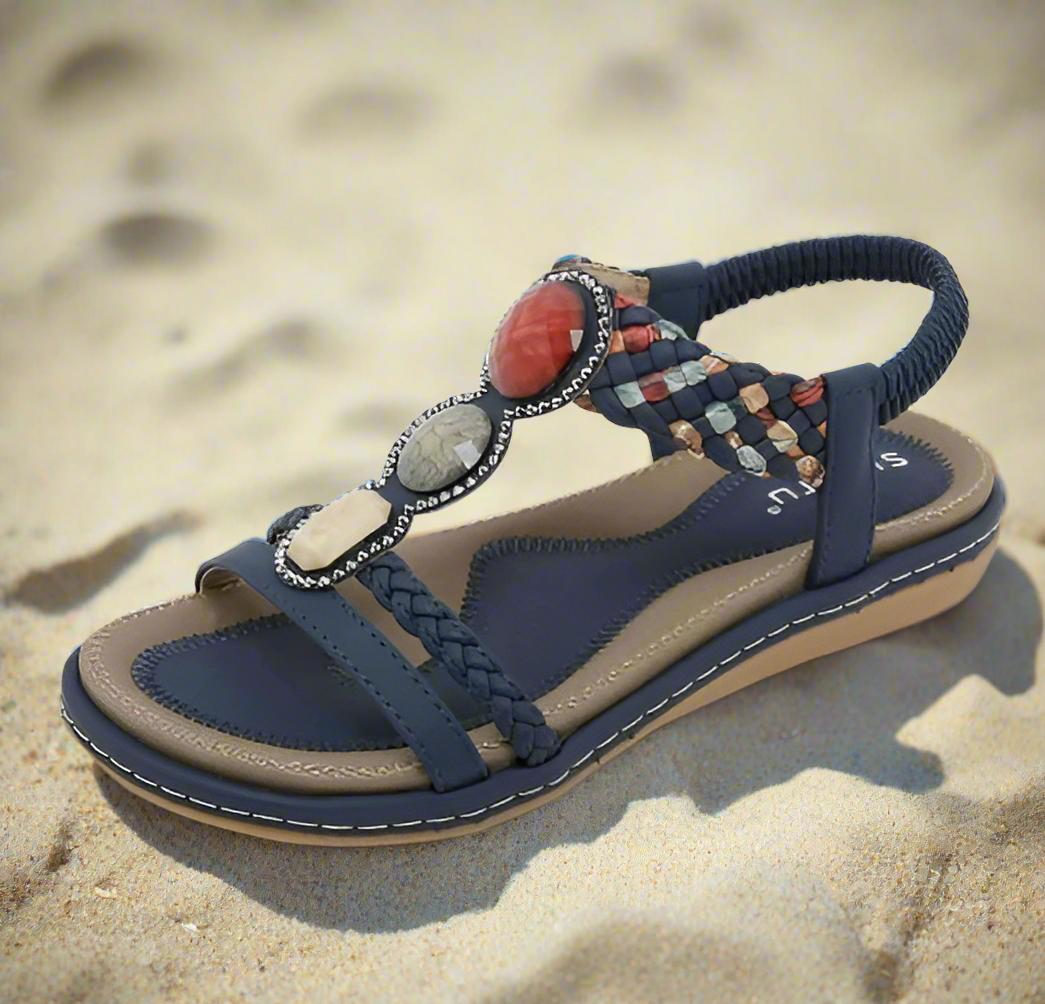 Moderne lage dames slippers Claire, ideaal als comfortabele zomersandalen voor vrouwen. Perfect voor strand of stad.