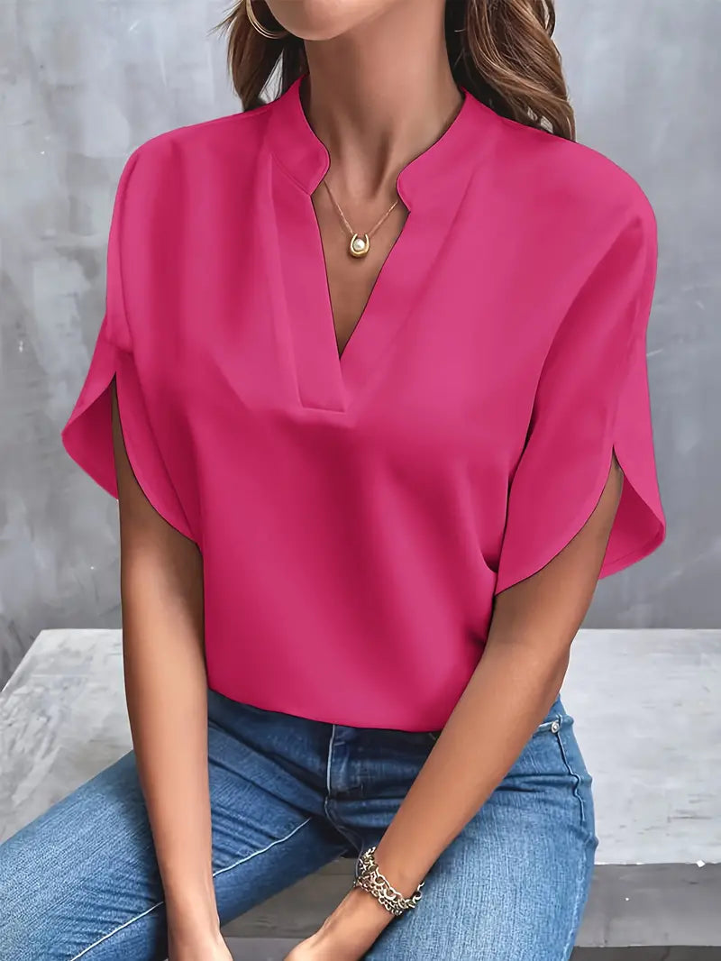 Elegante lichtgewicht damesblouse met verfijnde afwerking, ideaal voor elke gelegenheid.
