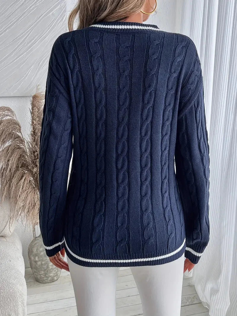 Comfortabele dames V-hals kabeltrui, warm gebreid. Perfecte casual wintertrui voor dameskleding.