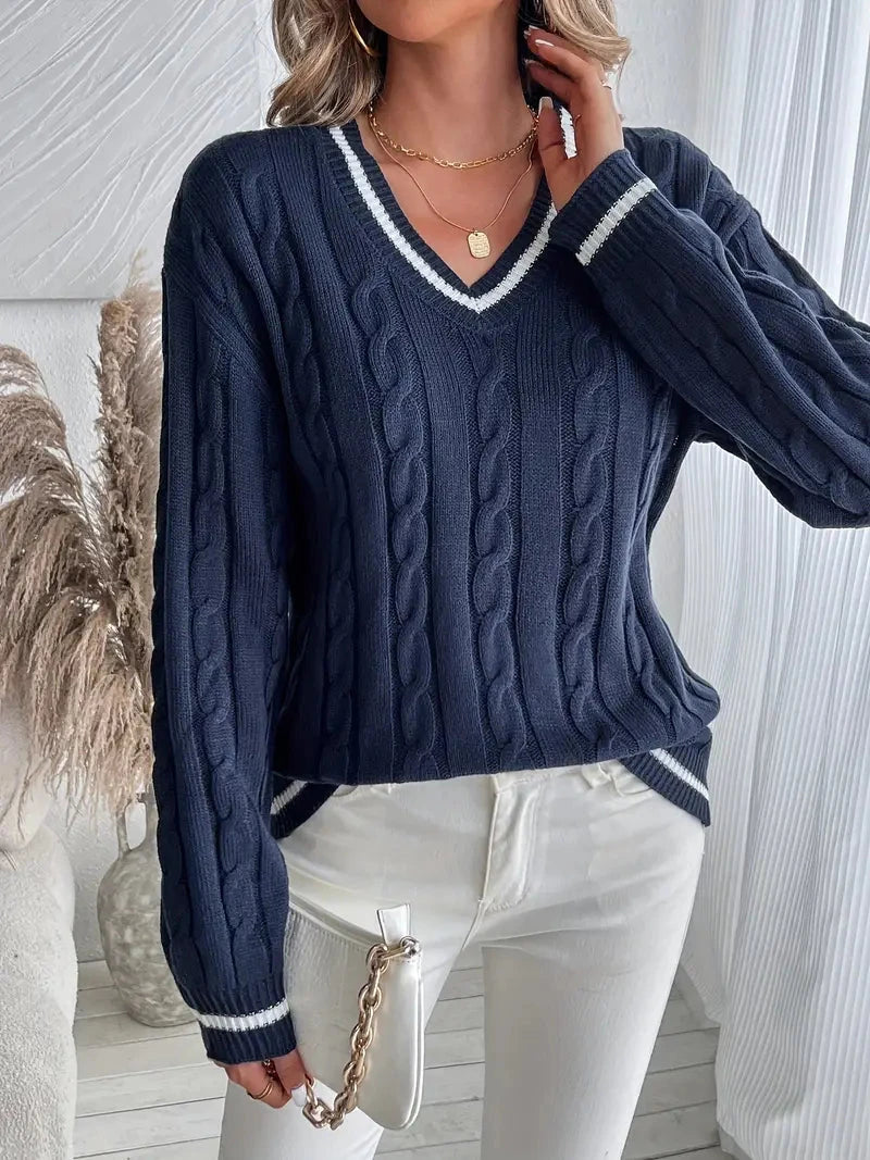 Dames kabeltrui met V-hals, klassiek gebreid patroon. Comfortabele pasvorm, perfecte warme trui.
