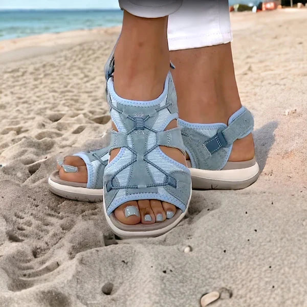Elegante orthopedische damessandalen met comfortzool; ideaal voor dagelijks gebruik en optimale voetondersteuning.