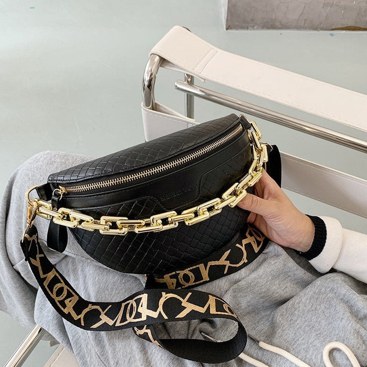Zwarte Shana dames heuptasje van PU-leer, compact en veelzijdig. Ideaal als modeaccessoire voor elke outfit.