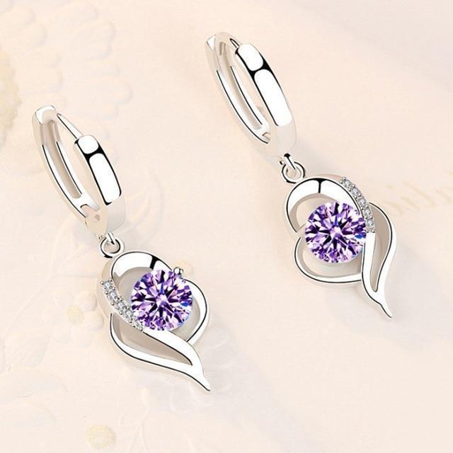 Verfijnde zilveren oorbellen 'Amelina' voor dames, met schitterende zirkonia bloemdetails, tijdloze accessoires.