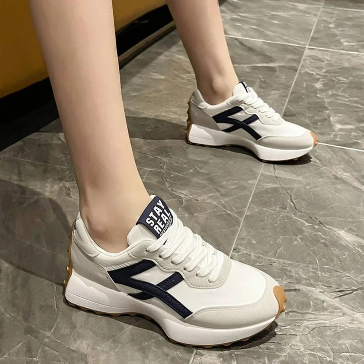 "Elena orthopedische sneakers voor dames, ademend textiel met antislipzool, stijlvol design in meerdere kleuren."