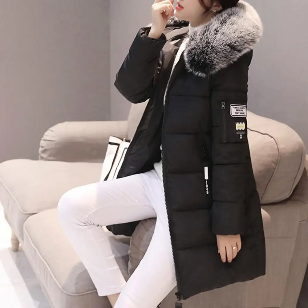 Warme Elinora dames winterjas met ritssluiting, windbestendig en comfortabel voor de winter.