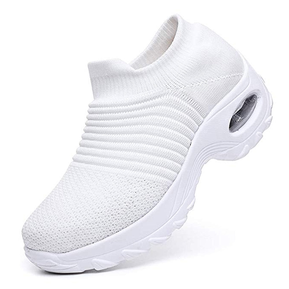 Loopcomfort met Emmie dames sneakers: ademend, orthopedisch en ideaal voor lange wandelingen en sport.