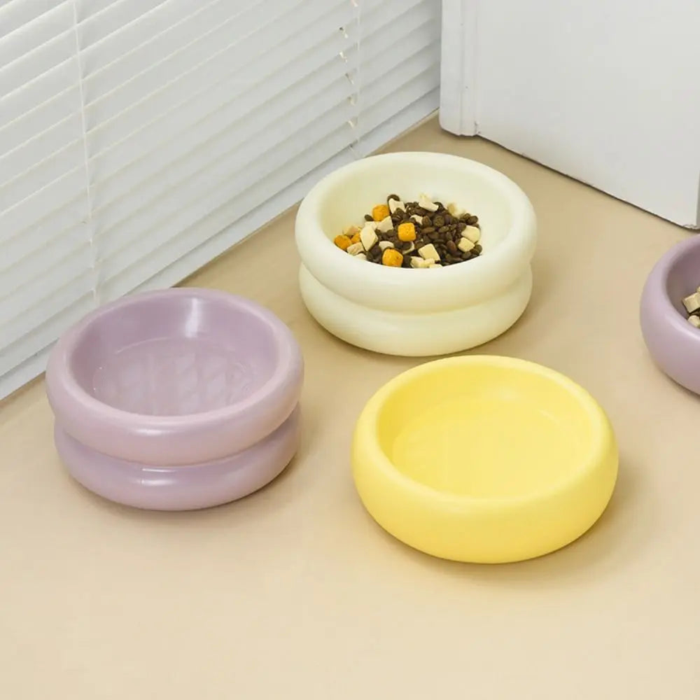 Verhoogde keramische voerbak; bevordert gezonde houding voor katten & honden bij het eten.