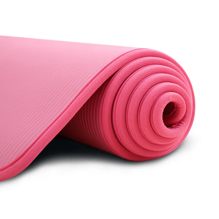 Hoogwaardige extra dikke antislip yogamat FlexiMat voor verbeterde balans, comfort en veiligheid tijdens oefeningen.