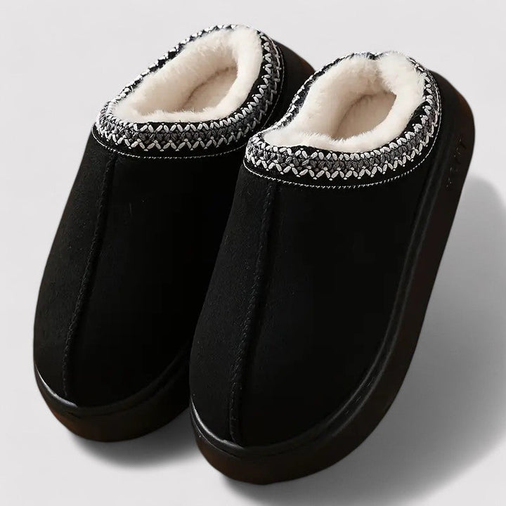 Zwarte luxe huisschoenen met zachte binnenvoering voor dagelijks comfort