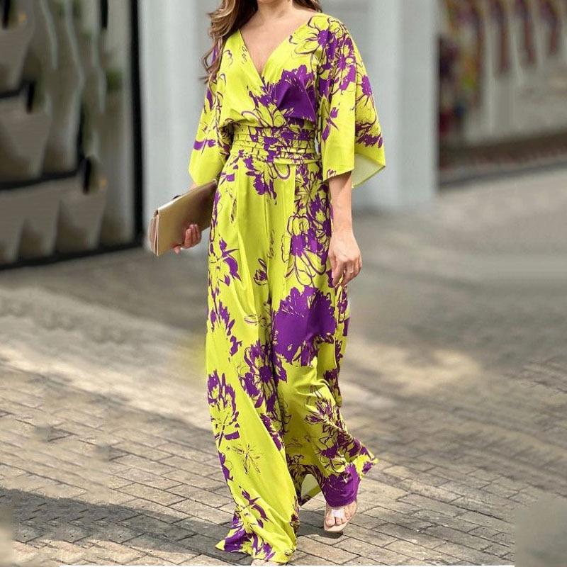 Zomerse dames jumpsuit klaar om te dragen