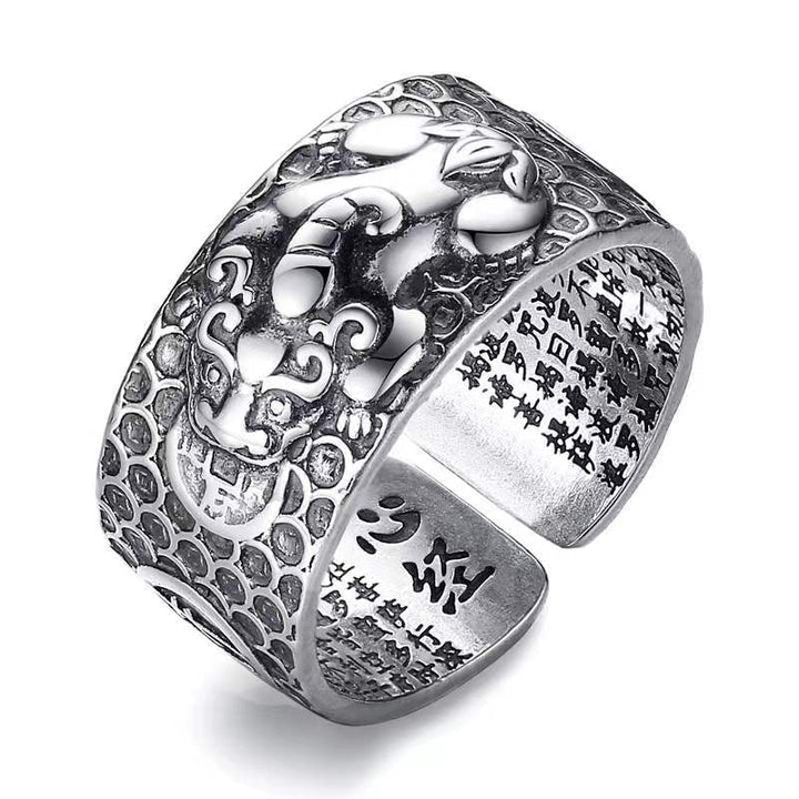 Mystieke Feng Shui talisman ring van metaal, draagt geluk en voorspoed met zich mee.