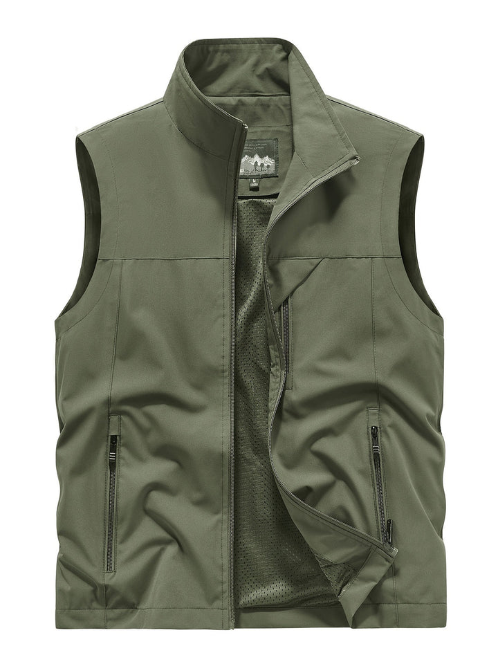 Stijlvolle heren outdoor bodywarmer, lichtgewicht en functioneel vest, geschikt voor diverse weersomstandigheden.