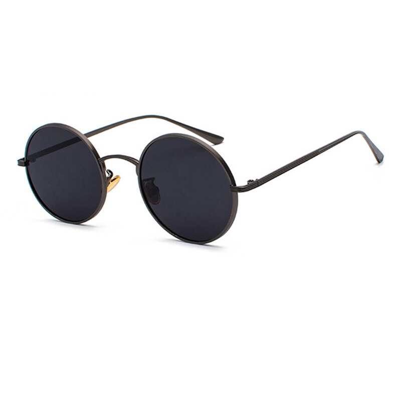 Stijlvolle retro heren zonnebril met ronde spiegelglazen en metalen frame. Perfect voor de zomer.