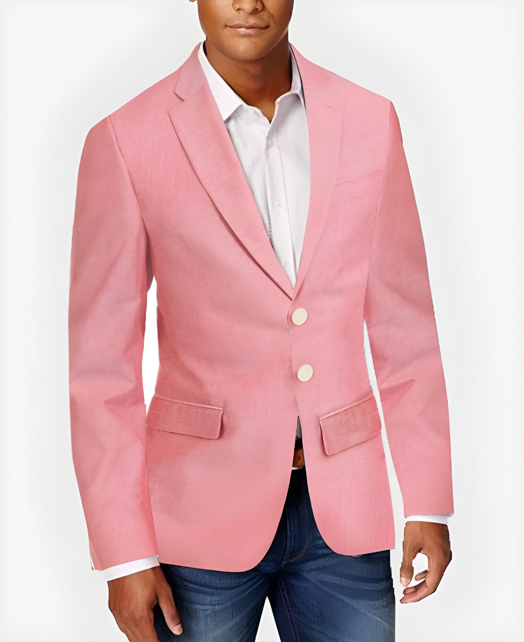 Roze heren blazer met twee knopen op model met wit overhemd en jeans