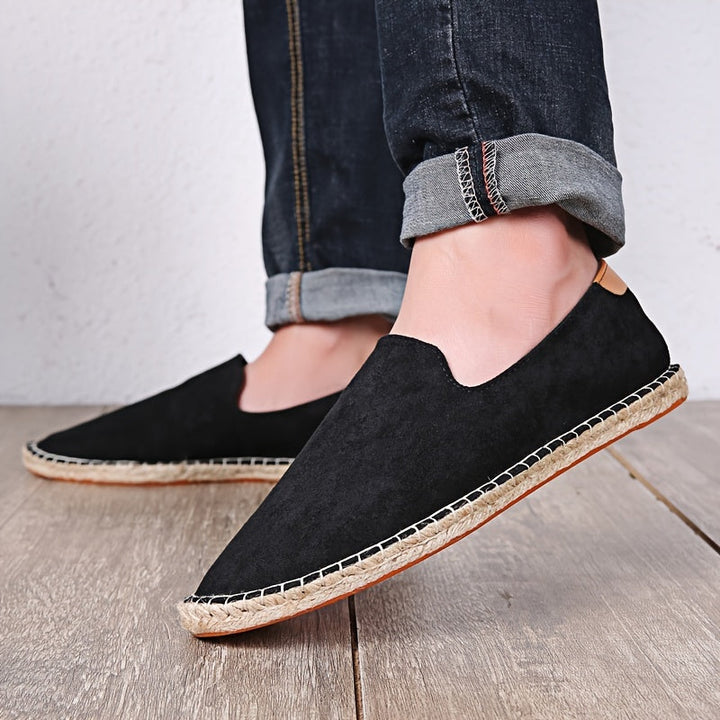 Zomerse slip-on schoenen voor heren, handgemaakt en ademend, perfect voor strand en vrije tijd.