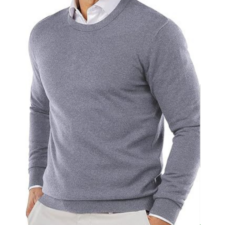 Detailopname van een comfortabele grijze herentrui met effen design