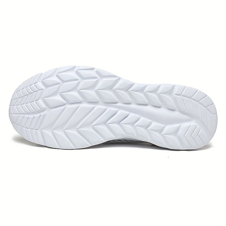 Comfortabele heren sportschoenen: lichtgewicht slip-on model, ideaal voor casual en actief gebruik.