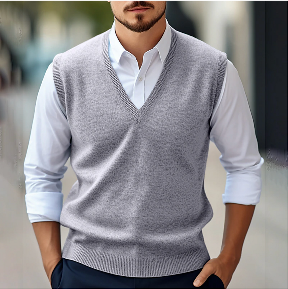 Comfortabele gebreide heren mouwloze v-hals trui in casual stijl. Perfect voor smart casual outfits.
